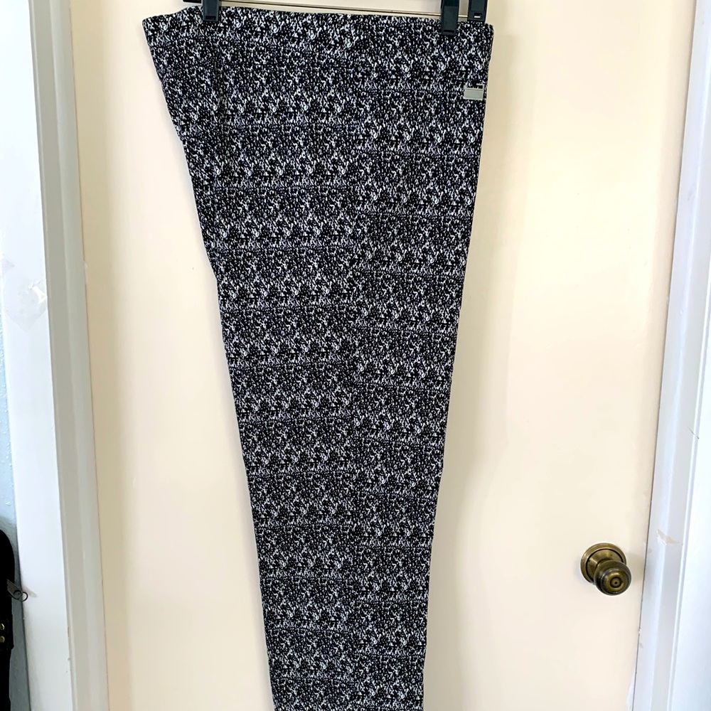 New Black and white stretch dress pants 22W